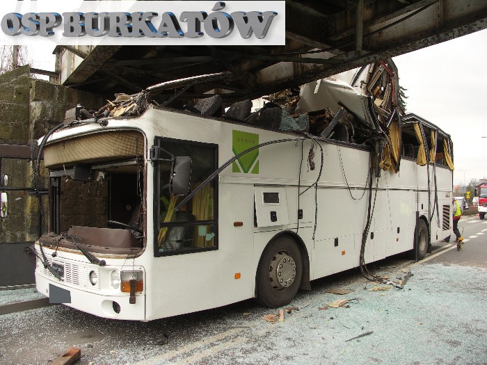 wypadek autokaru w Świdnicy